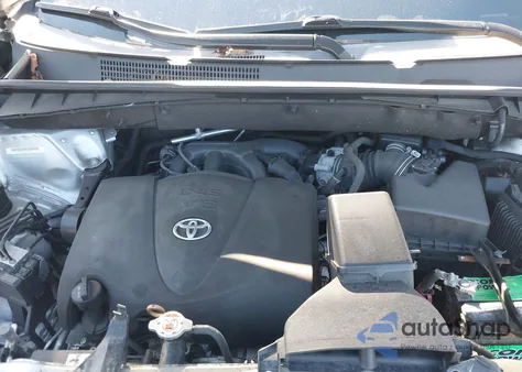 2018 Toyota Highlander Le Plus из США, поврежденный, VIN 5TDBZRFH2JS801253